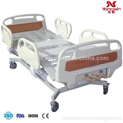Three Crank Manual Hospital Bed (YXZ-C-001)